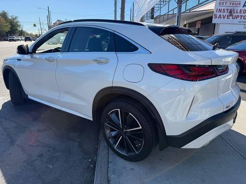 2022 INFINITI QX55 SENSORY