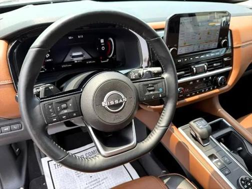 2022 Nissan Pathfinder Platinum 4WD