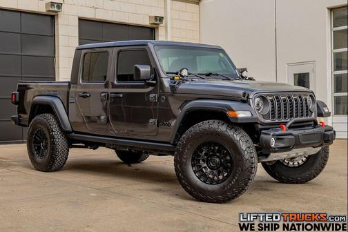 2025 Jeep Gladiator Sport