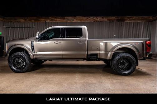 2023 Ford F-450 Lariat