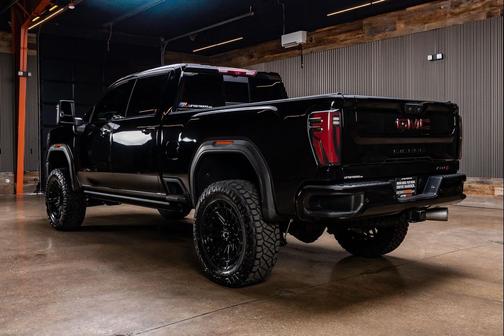Onyx Black 2025 GMC Sierra 2500 AT4X