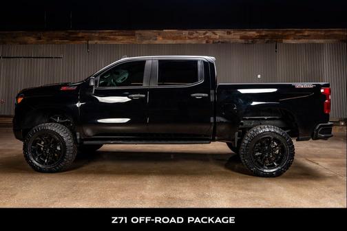 2022 Chevrolet Silverado 1500 Custom Trail Boss