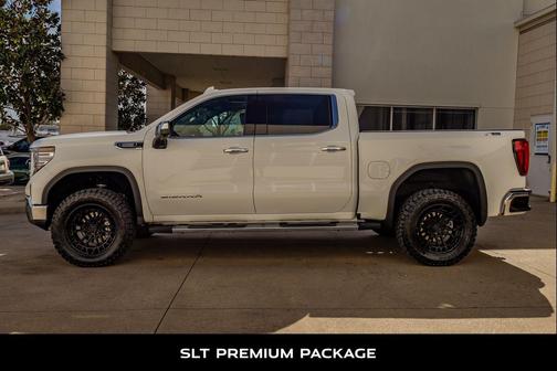 2023 GMC Sierra 1500 SLT