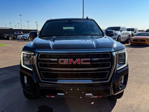 2022 GMC Yukon 4WD AT4