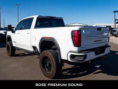 2024 GMC Sierra 2500 AT4