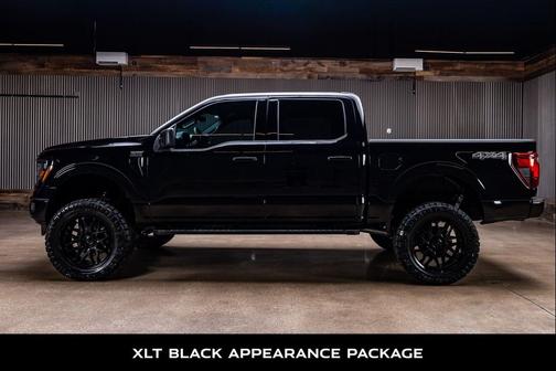 Agate Black Metallic 2026 Ford F-150 XLT