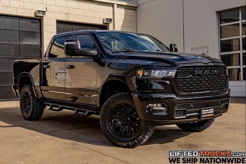 Diamond Black Crystal Pearlcoat 2025 RAM 1500 Big Horn/Lone Star