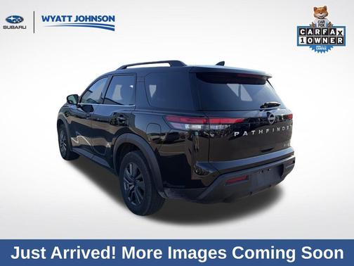 2024 Nissan Pathfinder SV 4WD