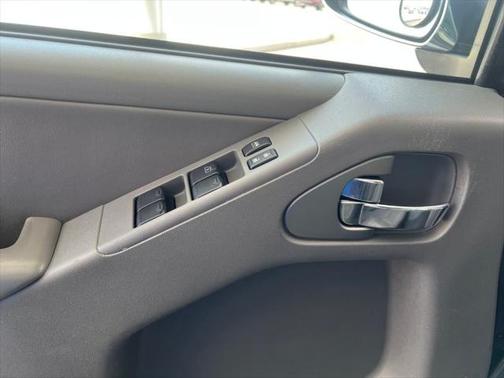 2019 Nissan Frontier SL