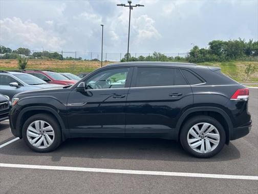 2022 Volkswagen Atlas Cross Sport 3.6L V6 SE w/Technology