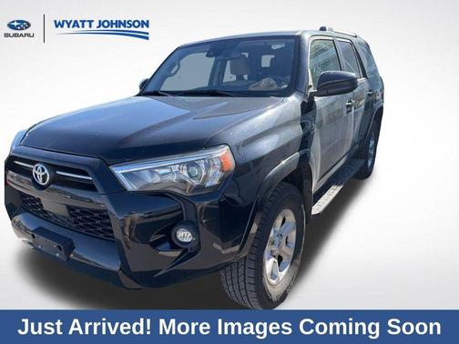2022 Toyota 4Runner SR5