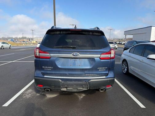 2022 Subaru Ascent Limited 8-Passenger