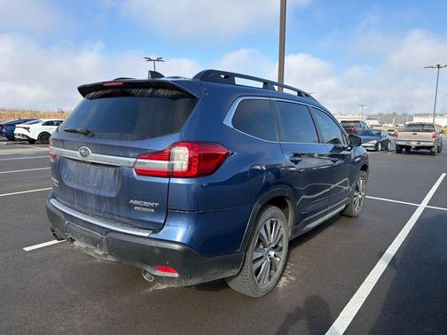 2022 Subaru Ascent Limited 8-Passenger