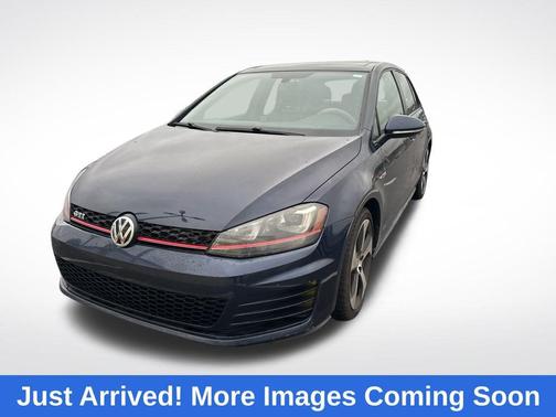 2015 Volkswagen Golf GTI 2.0T SE 4-Door