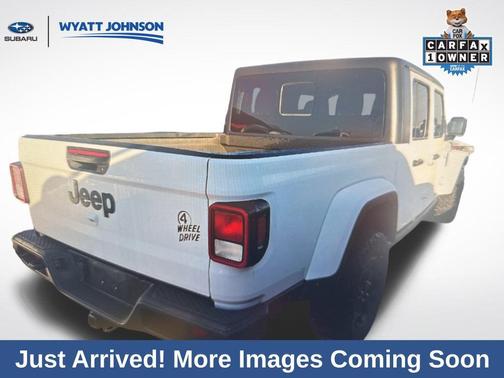 2023 Jeep Gladiator Willys 4x4