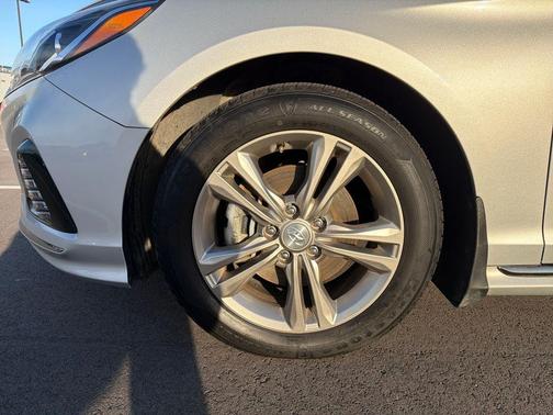 2019 Hyundai SONATA Sport