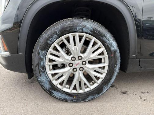 2024 GMC Acadia AWD Elevation