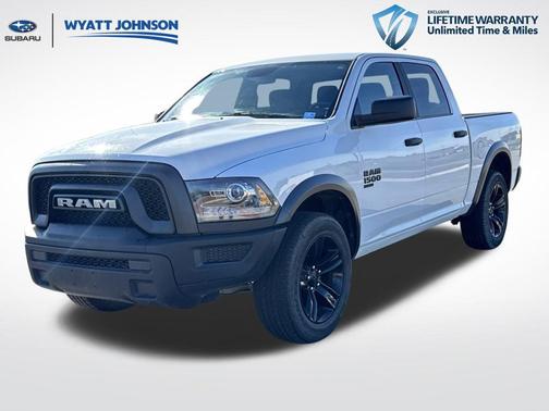 2024 RAM 1500 Classic Warlock Crew Cab 4x4 5'7' Box
