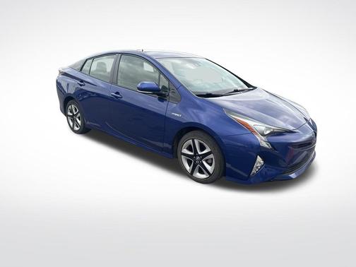 2016 Toyota Prius Three Touring