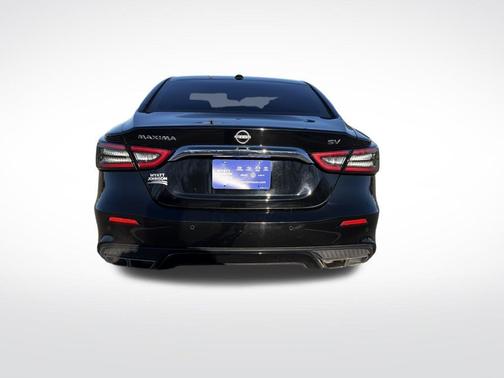 2023 Nissan Maxima SV