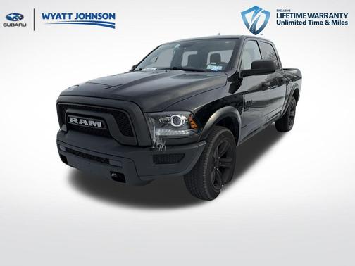 2024 RAM 1500 Classic Warlock Crew Cab 4x4 5'7' Box