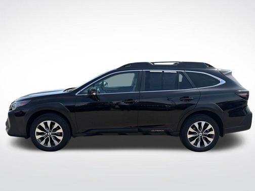 Crystal Black Silica 2023 Subaru Outback Limited
