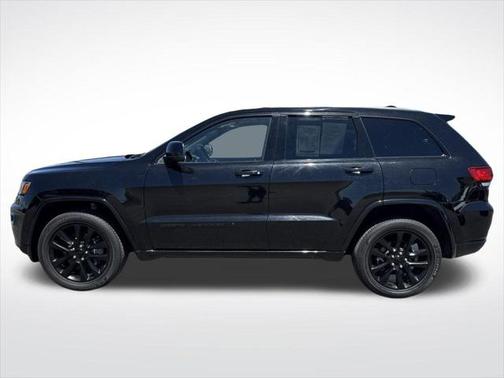 2022 Jeep Grand Cherokee Laredo