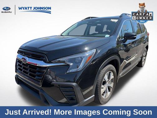 Crystal Black Silica 2023 Subaru Ascent Premium 7-Passenger