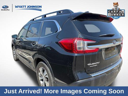 Crystal Black Silica 2023 Subaru Ascent Premium 7-Passenger