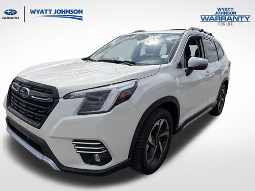 Crystal White Pearl 2023 Subaru Forester Touring