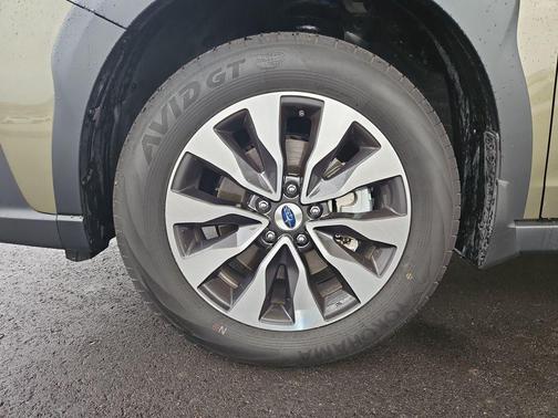 2025 Subaru Outback Touring XT