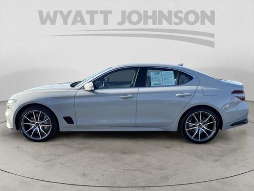 2024 Genesis G70 2.5T RWD