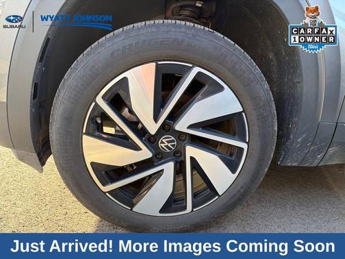 2025 Volkswagen Atlas 2.0T SE w/Technology 4MOTION