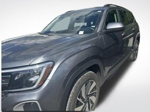 2025 Volkswagen Atlas 2.0T SE w/Technology 4MOTION