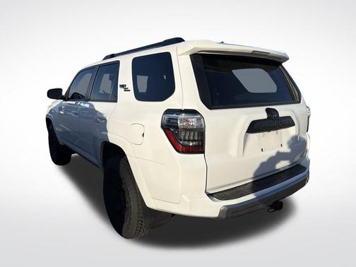 2022 Toyota 4Runner TRD Off Road