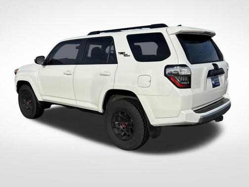 2022 Toyota 4Runner TRD Off Road