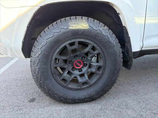 2022 Toyota 4Runner TRD Off Road