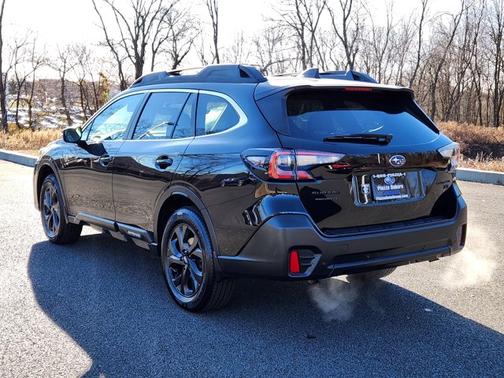 2022 Subaru Outback Onyx Edition XT