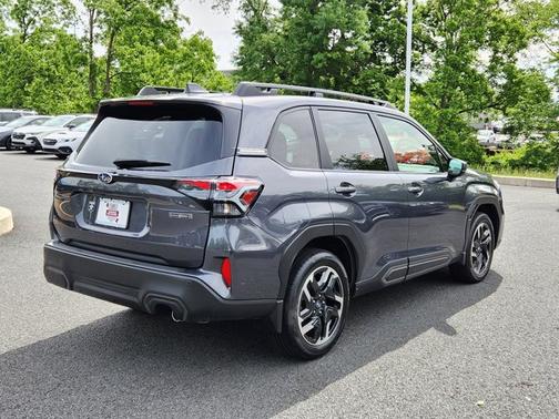 Magnetite Gray Metallic 2025 Subaru Forester Limited Hybrid