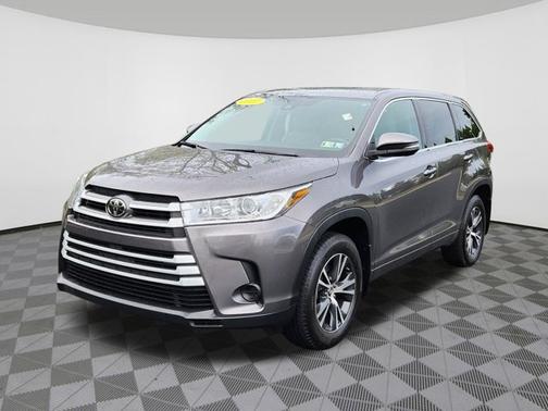 2017 Toyota Highlander LE