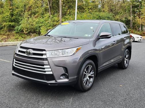 2017 Toyota Highlander LE