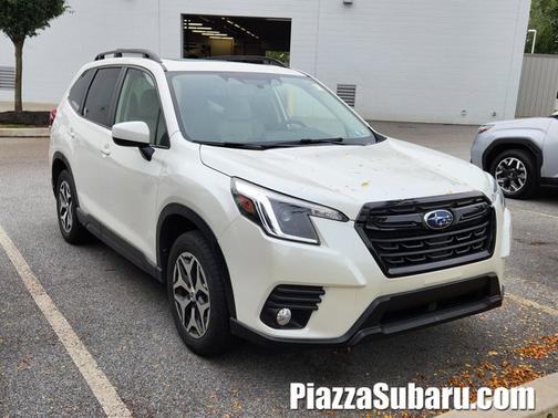 2022 Subaru Forester Premium