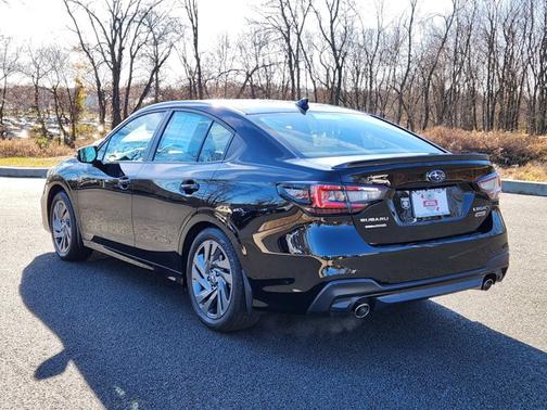 2024 Subaru Legacy Sport