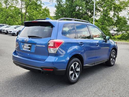 Quartz Blue Pearl 2018 Subaru Forester 2.5i Premium