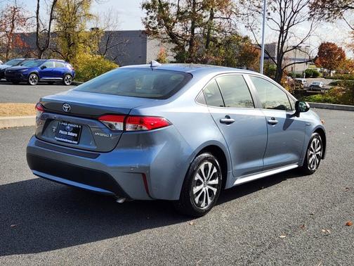 2020 Toyota Corolla Hybrid LE