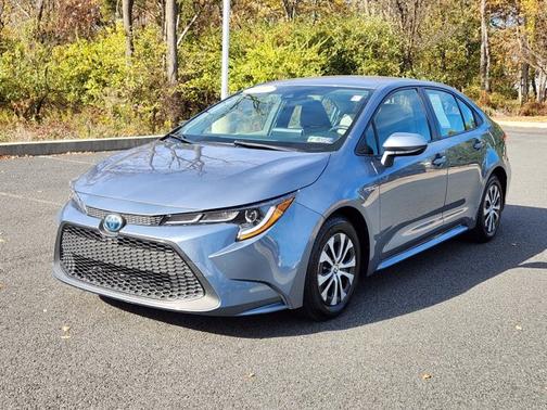2020 Toyota Corolla Hybrid LE