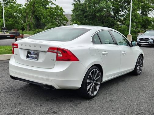 2015 Volvo S60 T5 Premier