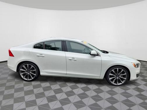 2015 Volvo S60 T5 Premier