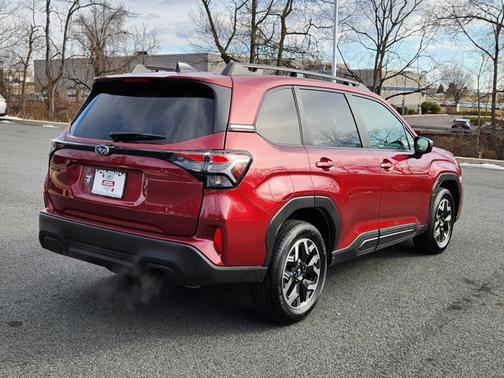 2025 Subaru Forester Premium