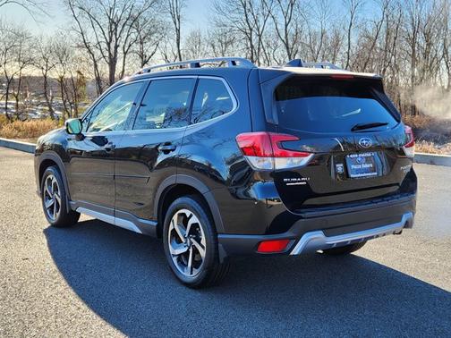 2022 Subaru Forester Touring